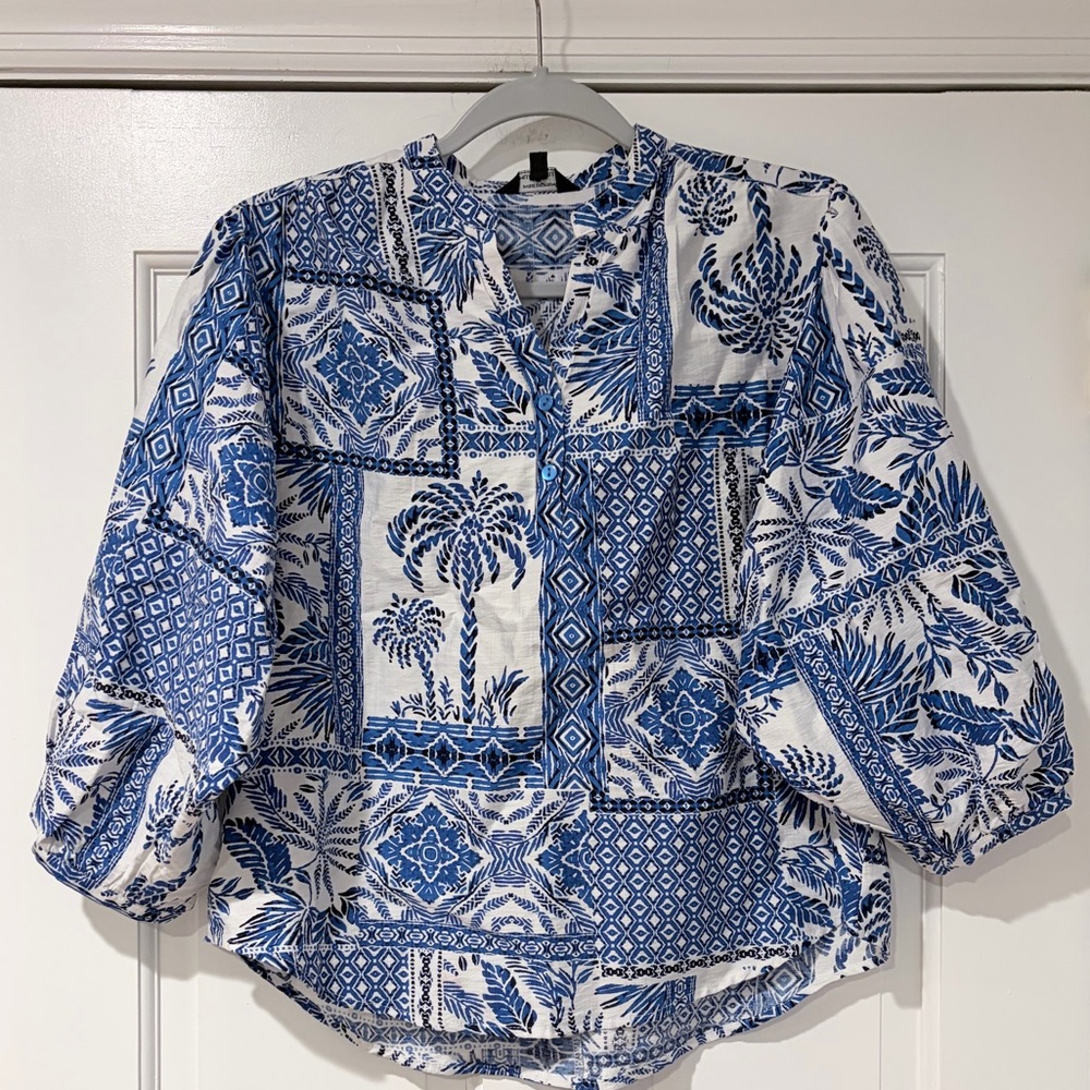 Unique Spectrum by Mille Gabrielle Blue Patchwork Print Blouse Size S